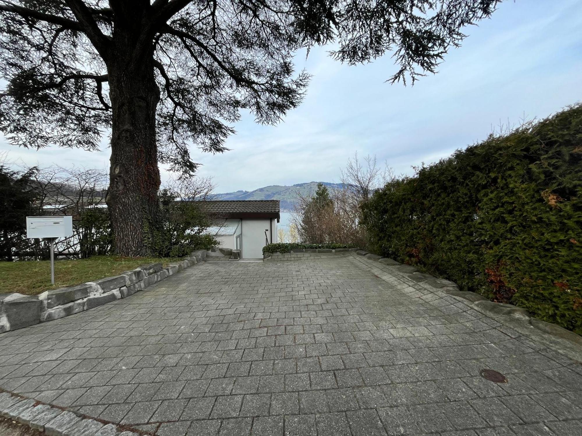 Wohnung Mit Grossartiger Seesicht Und Balkon Spiez Εξωτερικό φωτογραφία